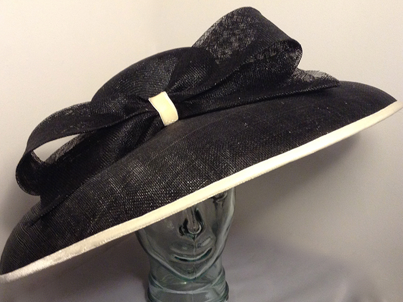 Hat 1682 Black Champagne