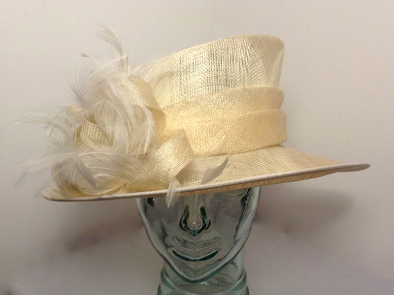 Hat 1207 Ivory Cream