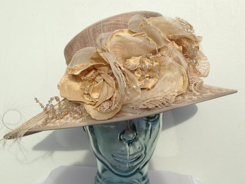 Hat 1566 Champagne